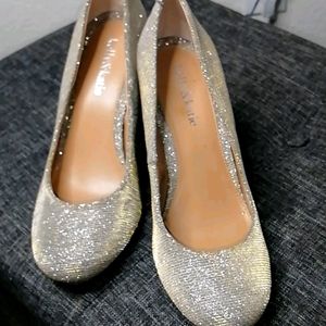 Katie&kelly 3 1/2 inch pump heels.